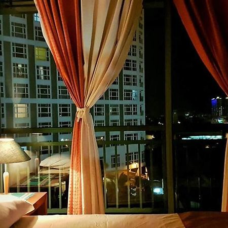 Ortigas 2 Bedroom Corner Unit With 2 Queen Across Shangrila مانيلا المظهر الخارجي الصورة