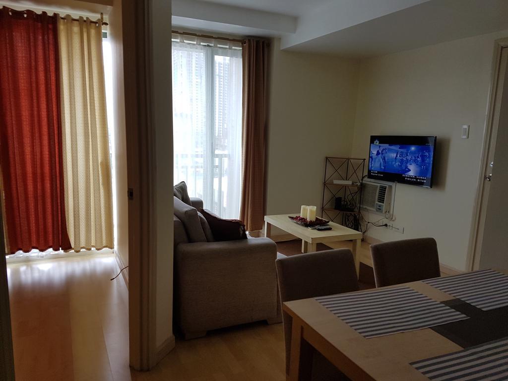 Ortigas 2 Bedroom Corner Unit With 2 Queen Across Shangrila مانيلا المظهر الخارجي الصورة